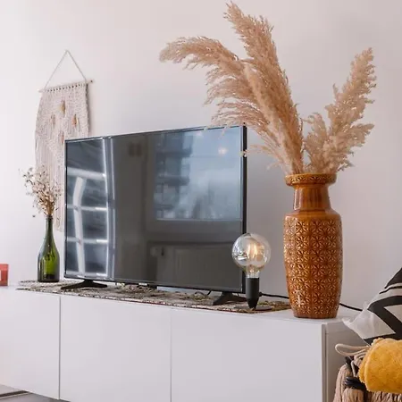 Huswell - Lovely, Sunny Flat Just Near The And The Sea Apartment